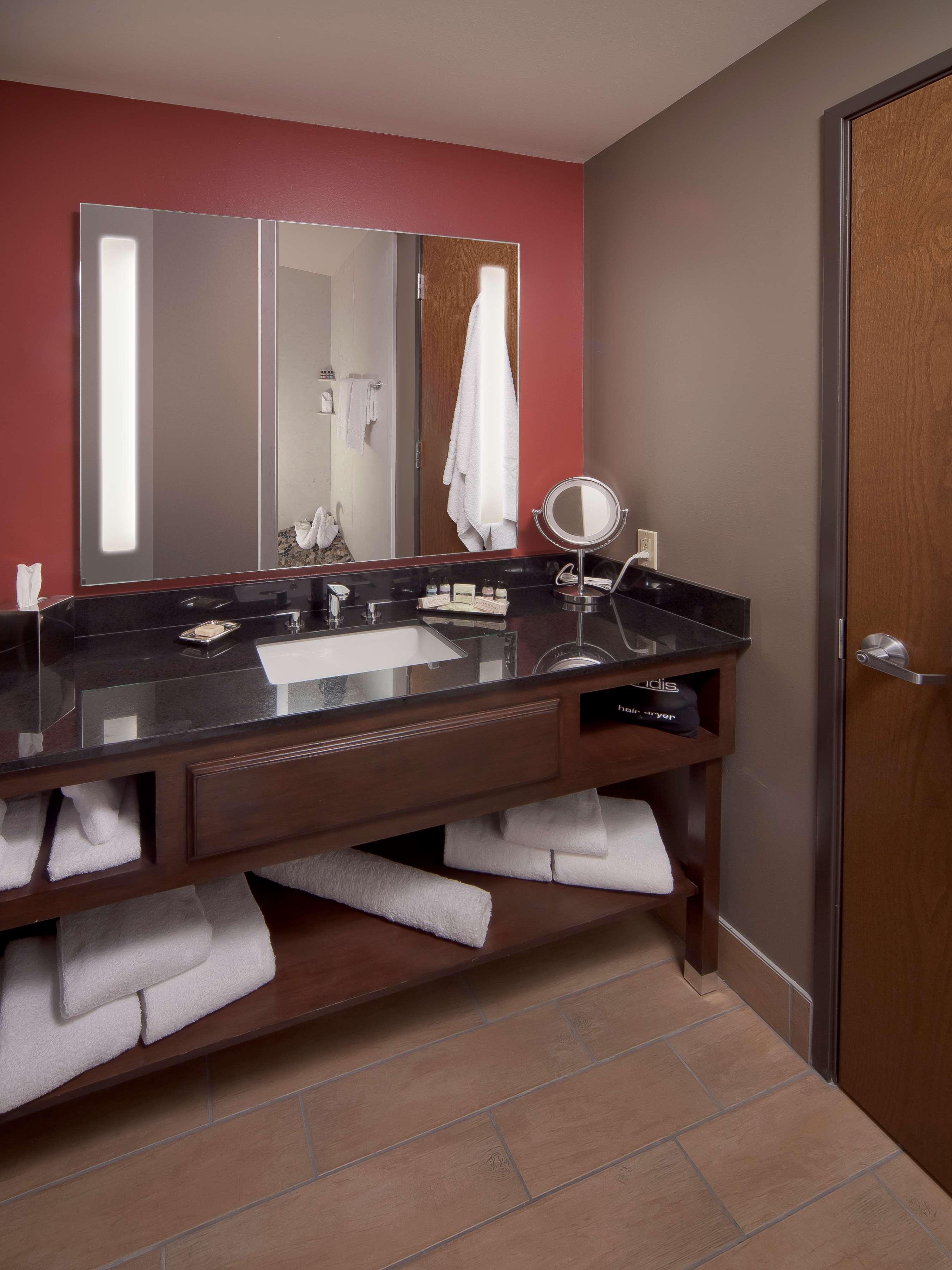 Best Western Premier Ivy Inn & Suites Cody Habitación foto